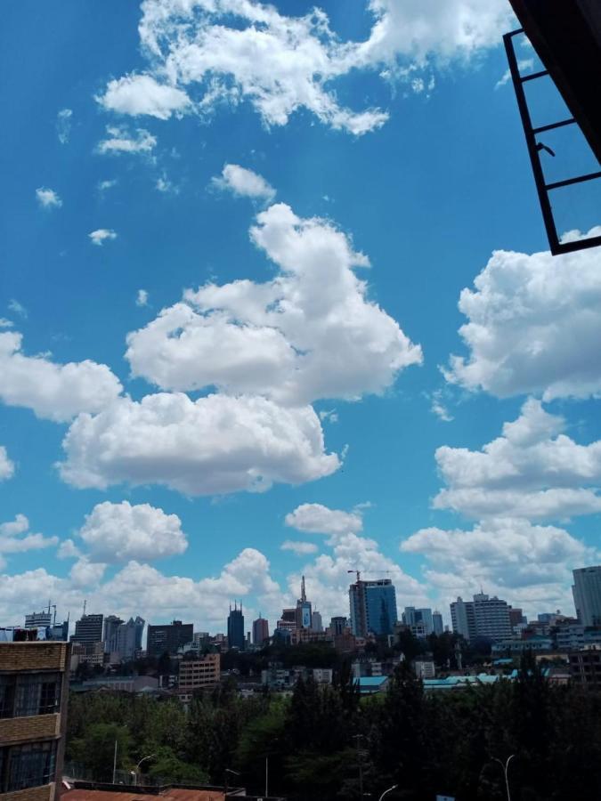 The Little Sanctuary -apartment 407 अपार्टमेंट Nairobi